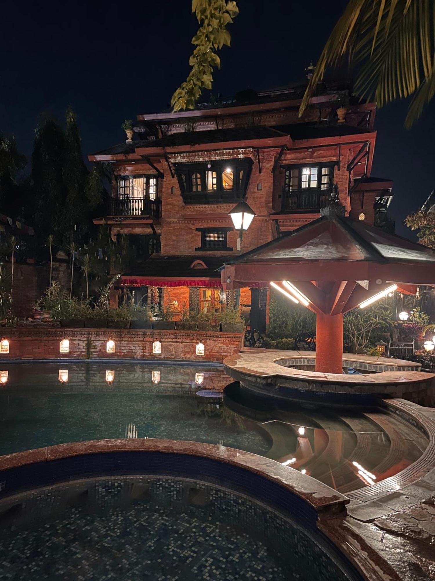 Heritage Hotel Suites And Spa Pokhara Exterior foto