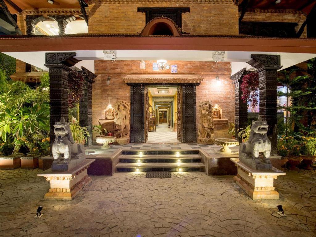 Heritage Hotel Suites And Spa Pokhara Exterior foto