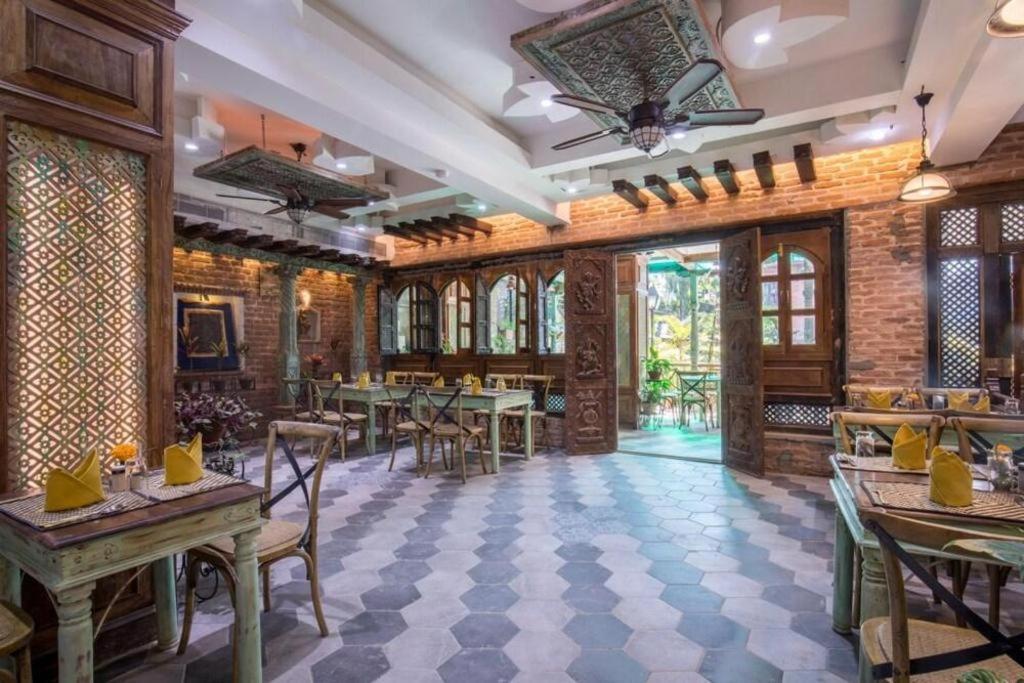 Heritage Hotel Suites And Spa Pokhara Exterior foto