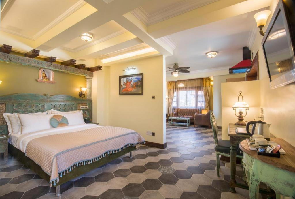 Heritage Hotel Suites And Spa Pokhara Exterior foto